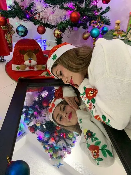 Live sex webcam photo for ShannonLuxureX #3756068