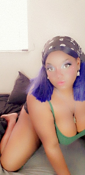 Live sex webcam photo for DeathRose18 #3303857