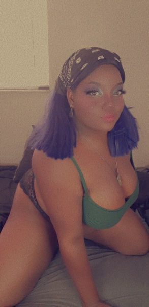 Live sex webcam photo for DeathRose18 #3303859