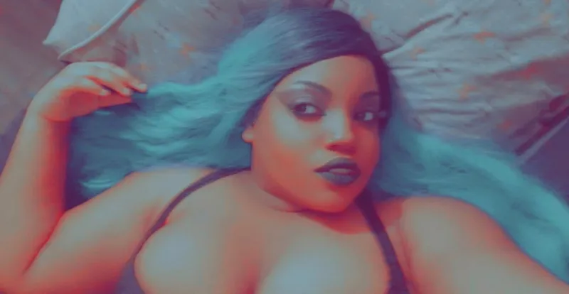 Live sex webcam photo for DeathRose18 #3301198