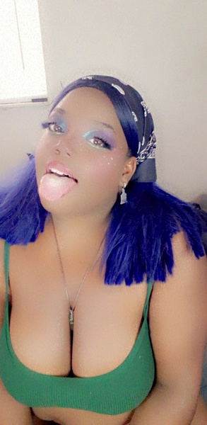 Live sex webcam photo for DeathRose18 #3303858