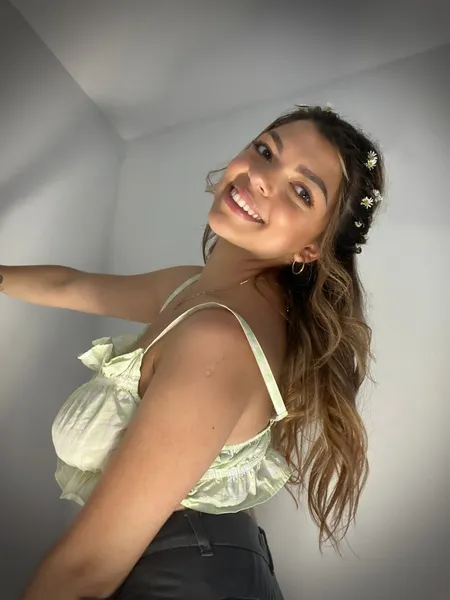 Live sex webcam photo for LizzDeusa #4112712