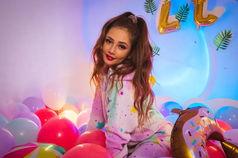 Live sex webcam photo for AliceBenson #3339825