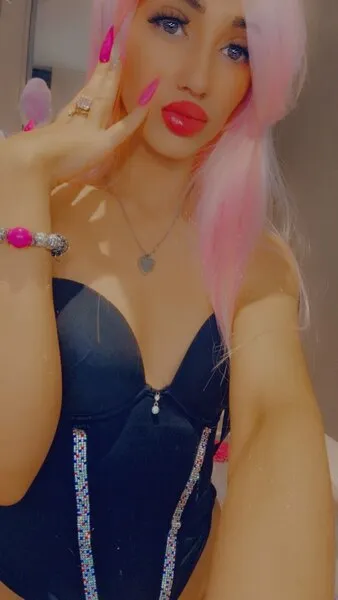 Live sex webcam photo for CutePixieCherry #6525368