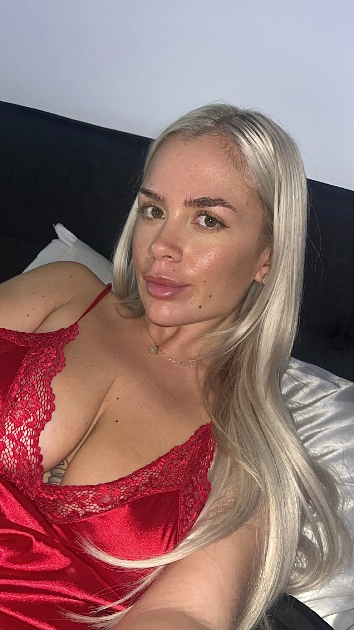 Live sex webcam photo for BritishBlondeBabydoll #8111083