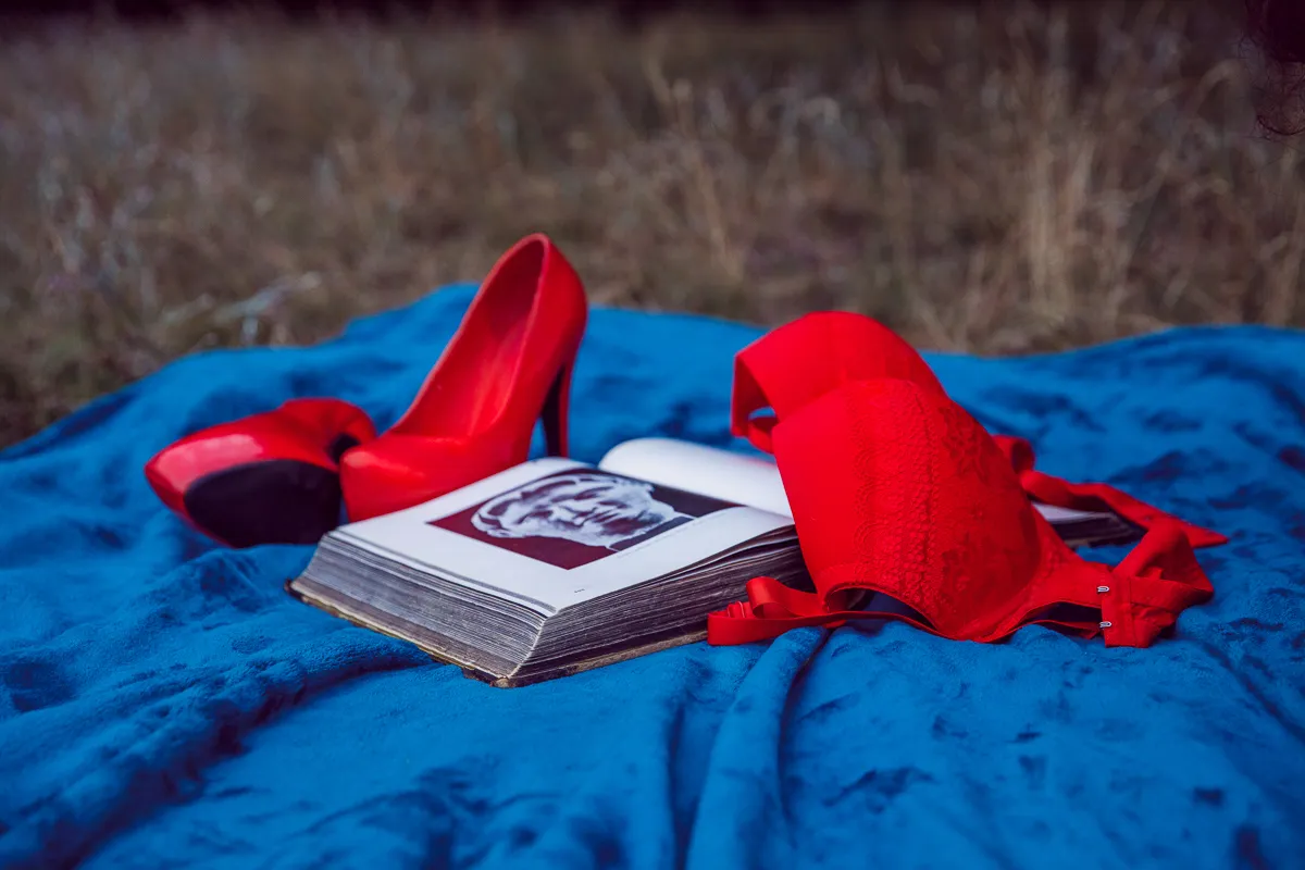 Live sex webcam photo for MiryamInes #7476167