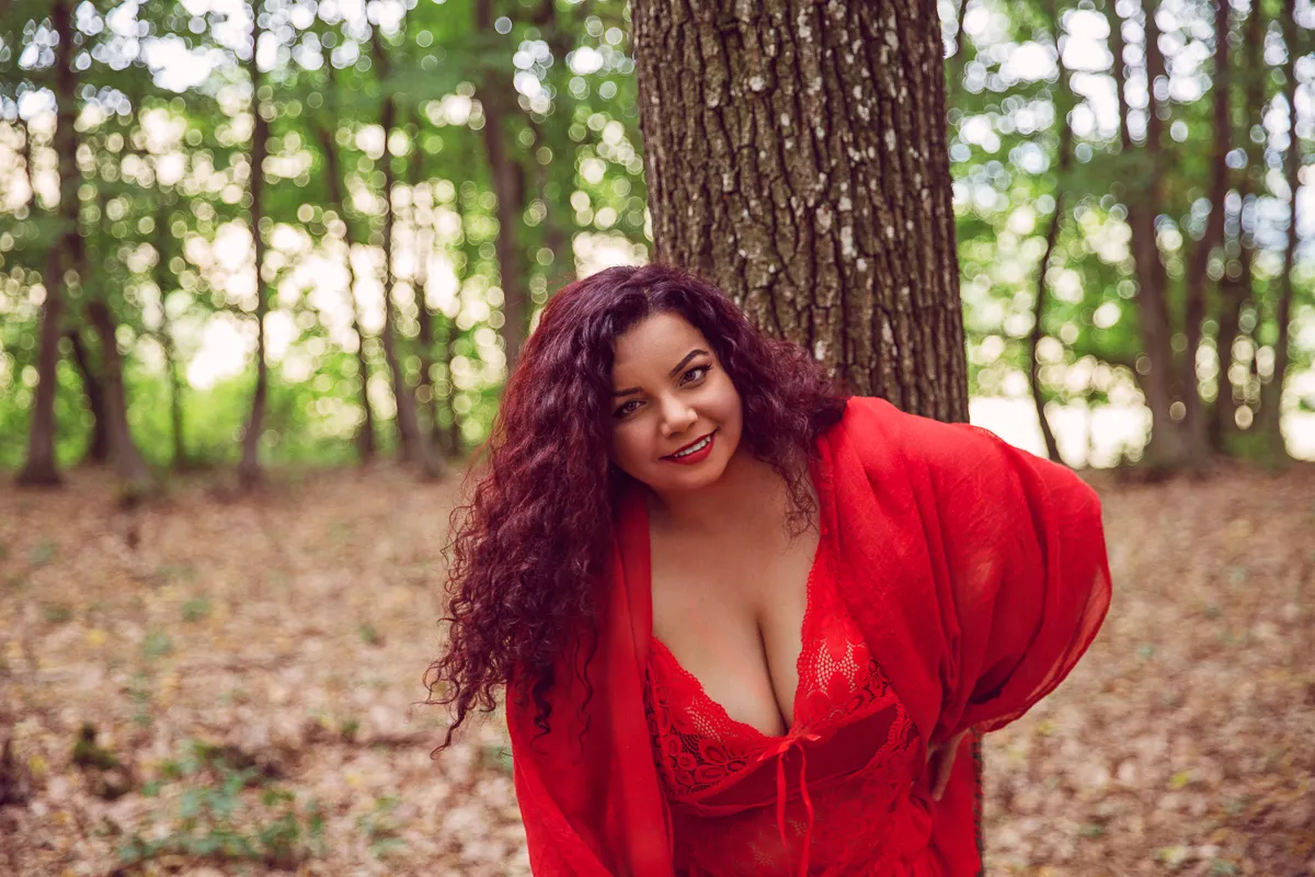 Live sex webcam photo for MiryamInes #7476138