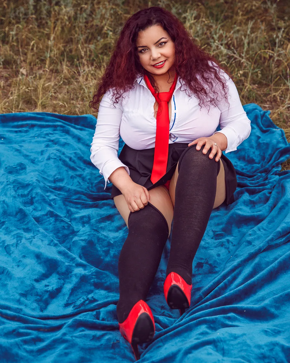 Live sex webcam photo for MiryamInes #7476156