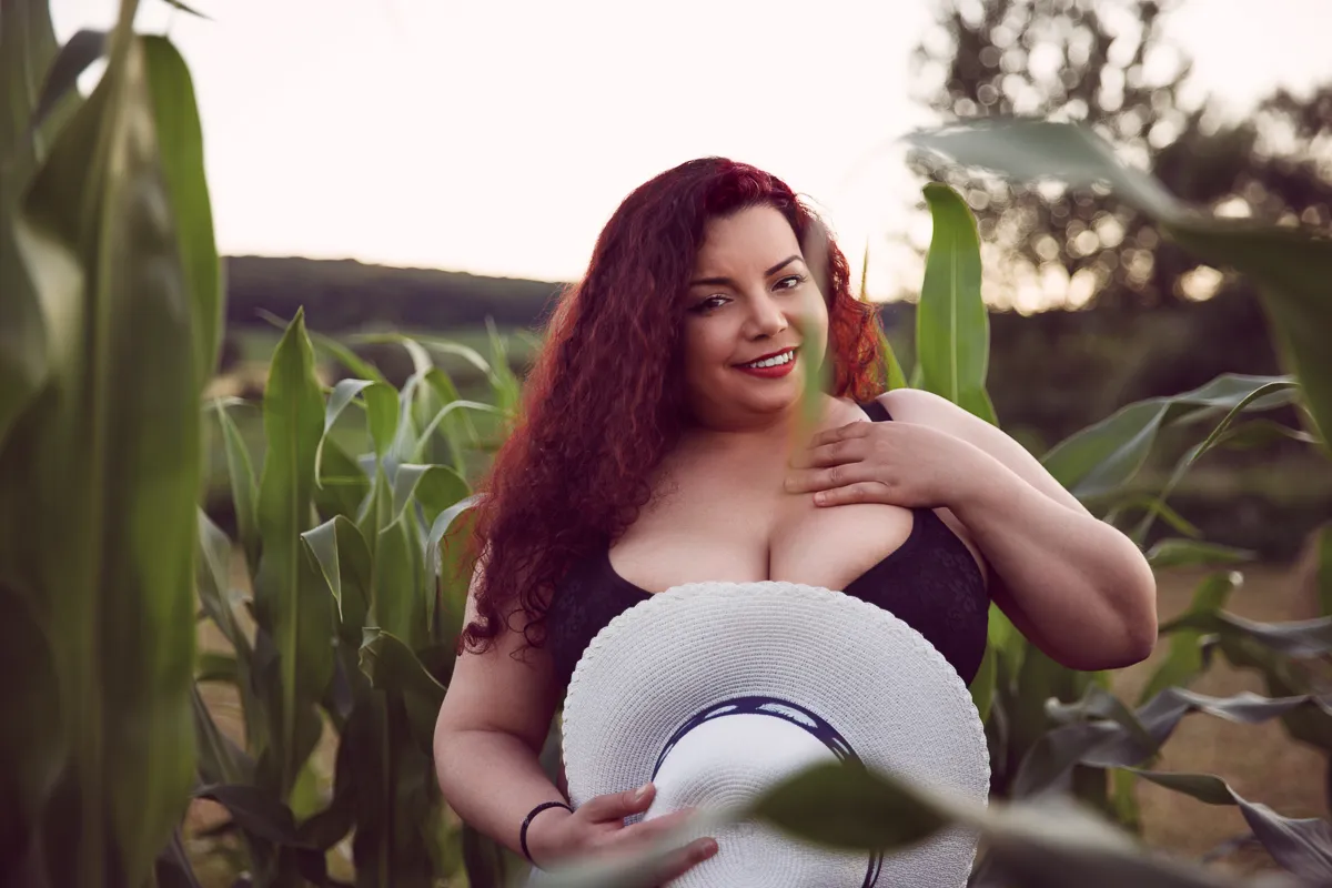 Live sex webcam photo for MiryamInes #7476151