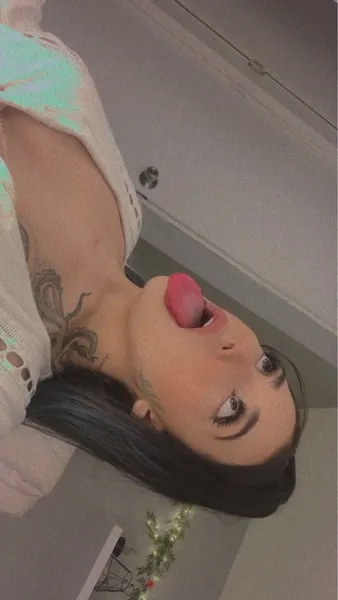 Live sex webcam photo for itsbunny #3324859