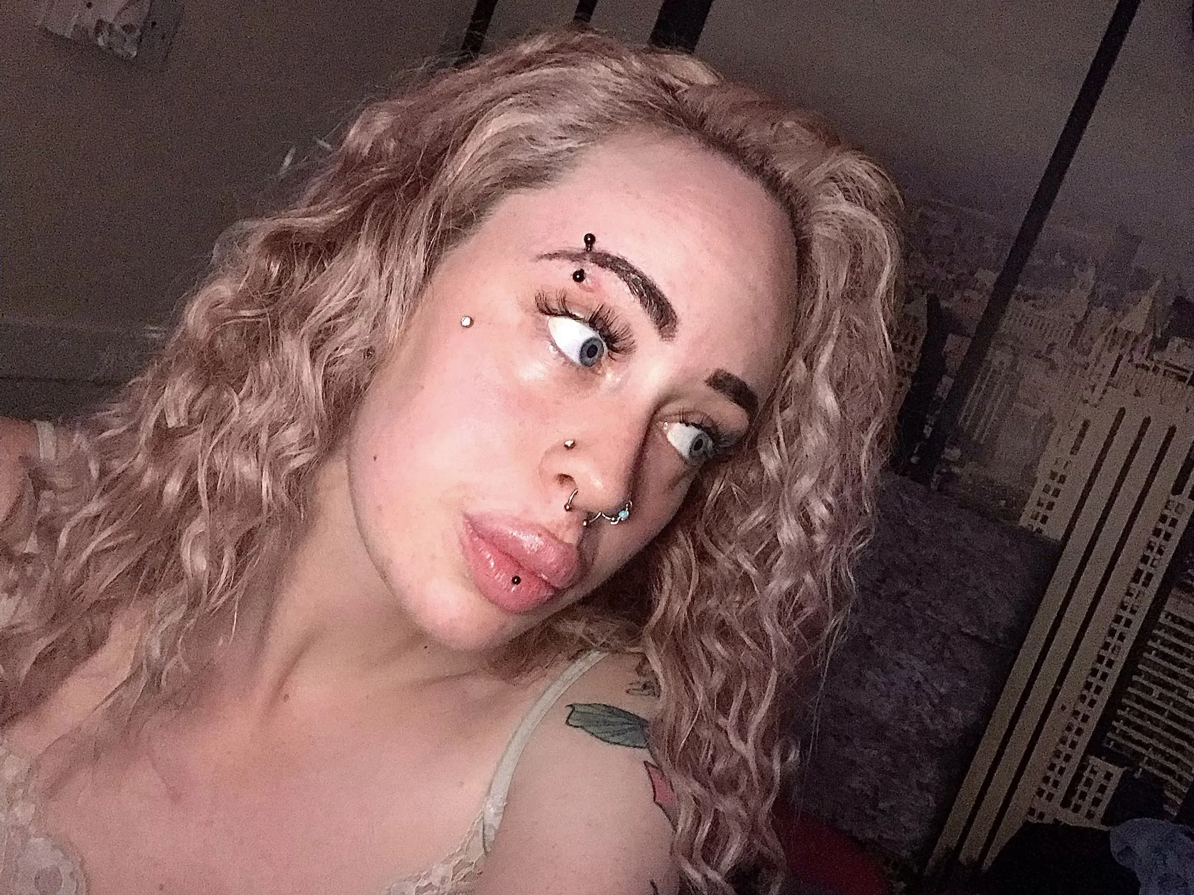 Live sex webcam photo for xshayloux #3364896