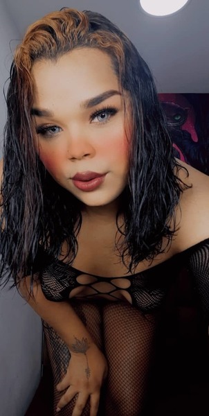 Live sex webcam photo for AilenSexyts #3437980