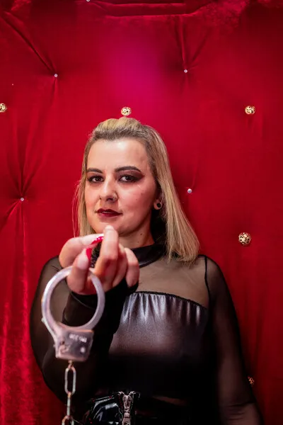 Live sex webcam photo for PerlaDivvaio #6120089