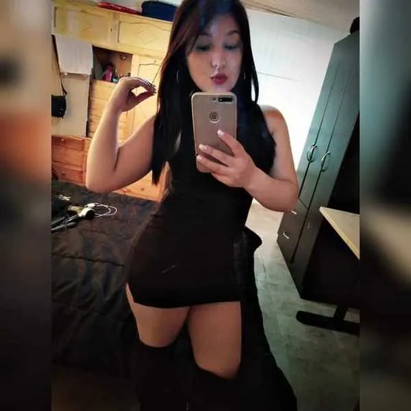 Live sex webcam photo for miaathomson #3315995