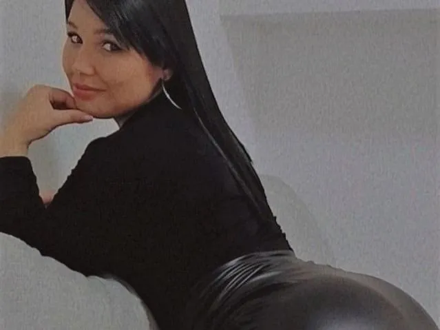 Live sex webcam photo for miaathomson #3300588