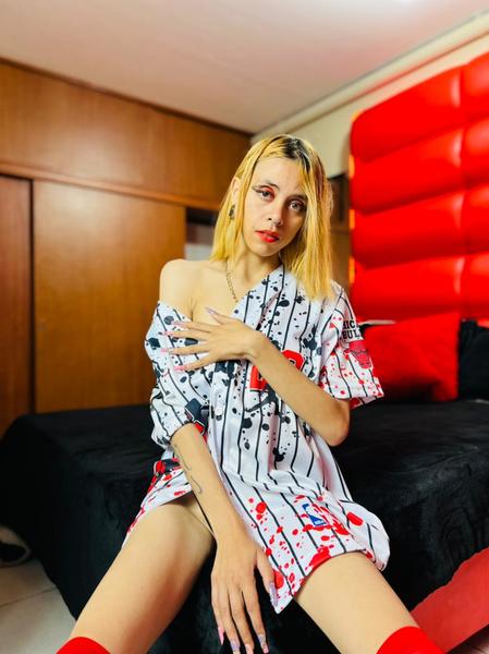 Live sex webcam photo for HadyySquirtt #3332042