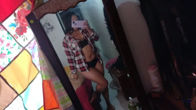 Live sex webcam photo for GemaAmatista #3320371