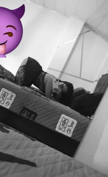 Live sex webcam photo for GemaAmatista #3360529