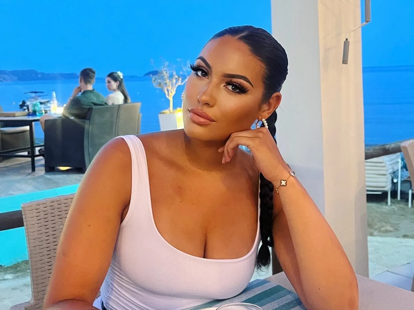 Live sex webcam photo for PrettyPlayfulNatalie #3301012