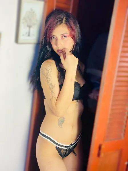 Live sex webcam photo for SexyFoxSofiia #3309435