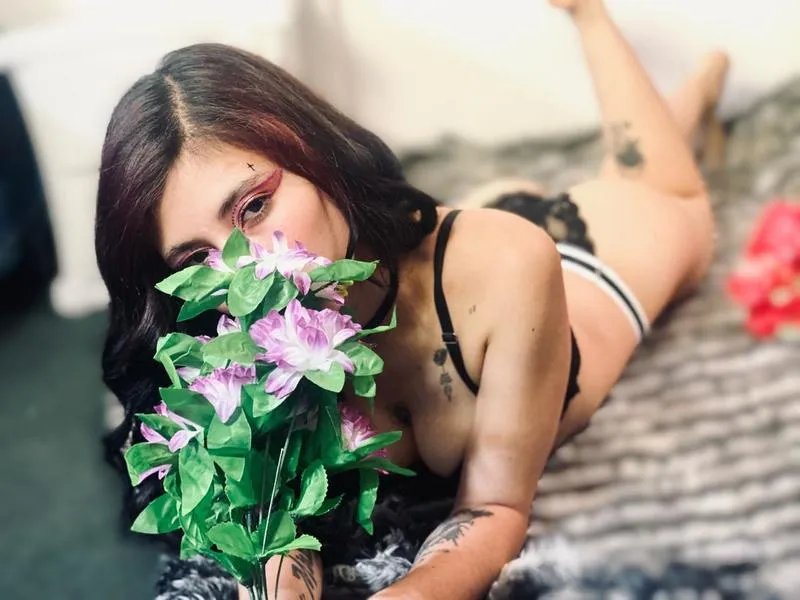 Live sex webcam photo for SexyFoxSofiia #3309432