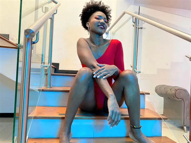 Live sex webcam photo for KendallRous #3340145