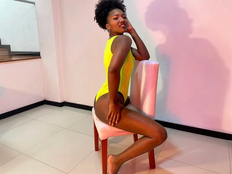 Live sex webcam photo for KendallRous #3340153