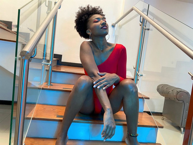 Live sex webcam photo for KendallRous #3340141