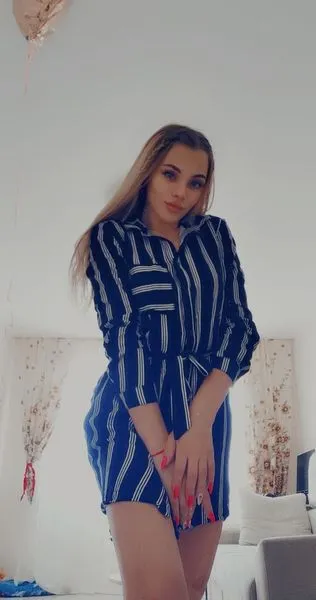 Live sex webcam photo for EvaSubmissive #3550386