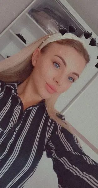 Live sex webcam photo for EvaSubmissive #3550385