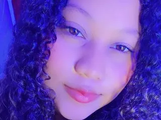 Live sex webcam photo for LunaStar19 #8117660