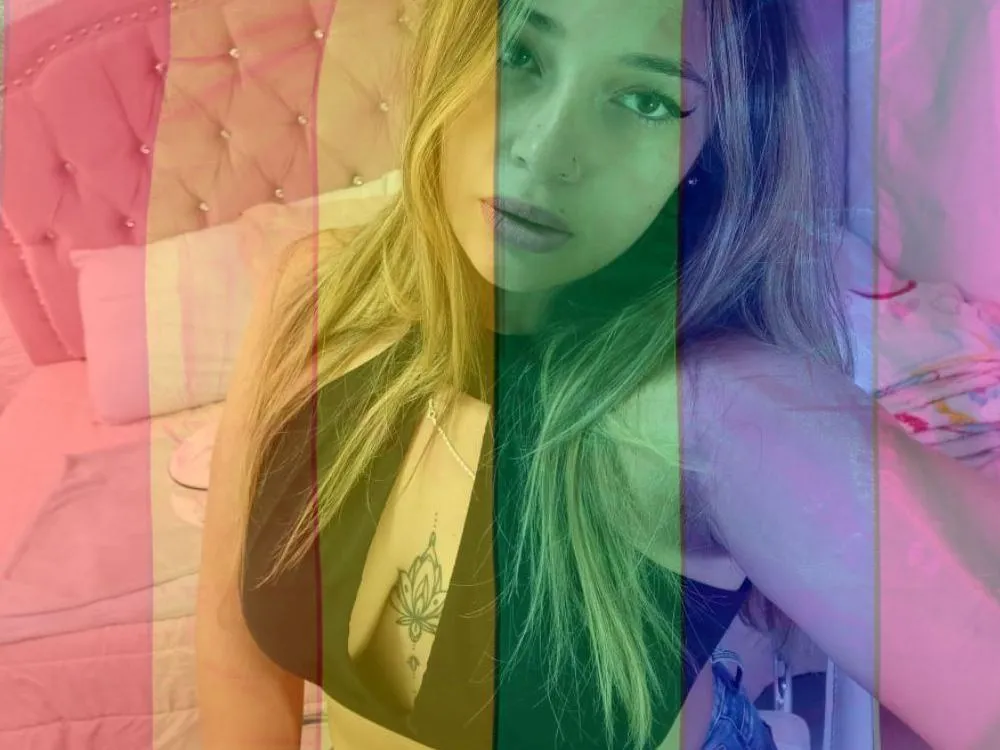 Live sex webcam photo for HellenOrtiz #3313538