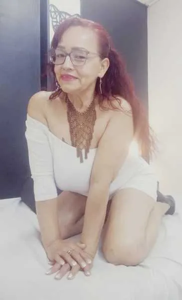 Live sex webcam photo for SAMANTHAPOLETT #3436120