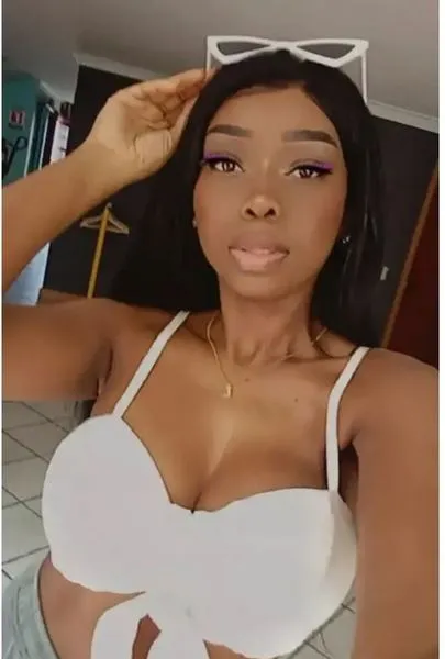 Live sex webcam photo for KimberlyJackzon #3328585