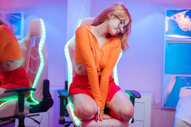 Live sex webcam photo for MaddieWalton #3384456