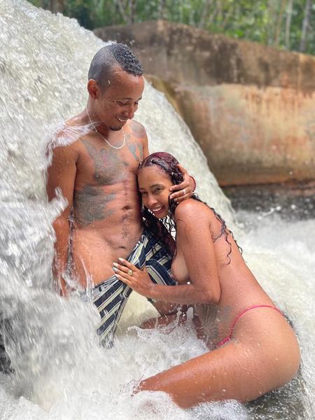 Live sex webcam photo for LucianaandJames #3399062