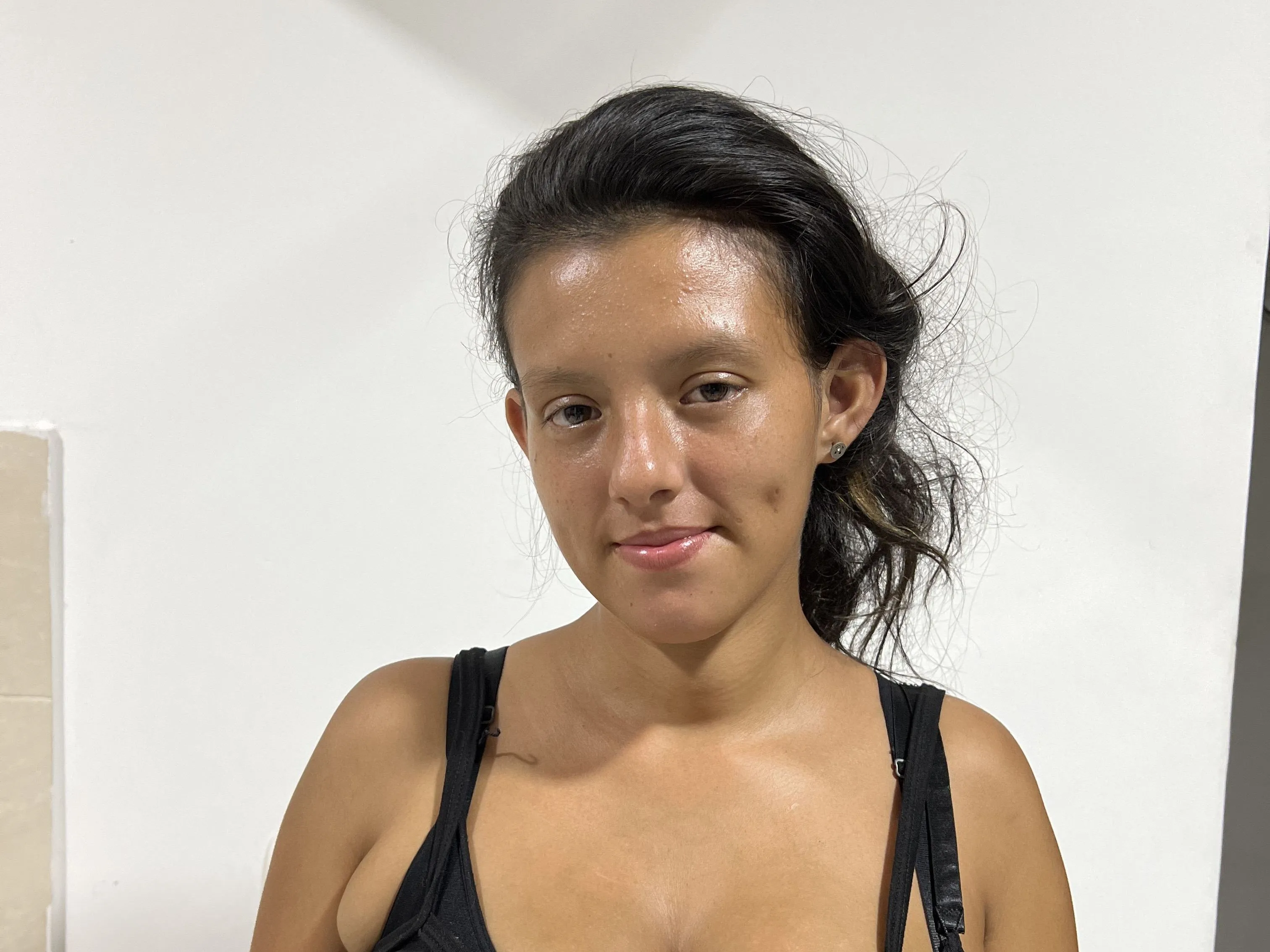 Live sex webcam photo for Vanesahot69 #3314245