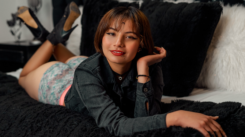 Live sex webcam photo for ZoePerston #3334992