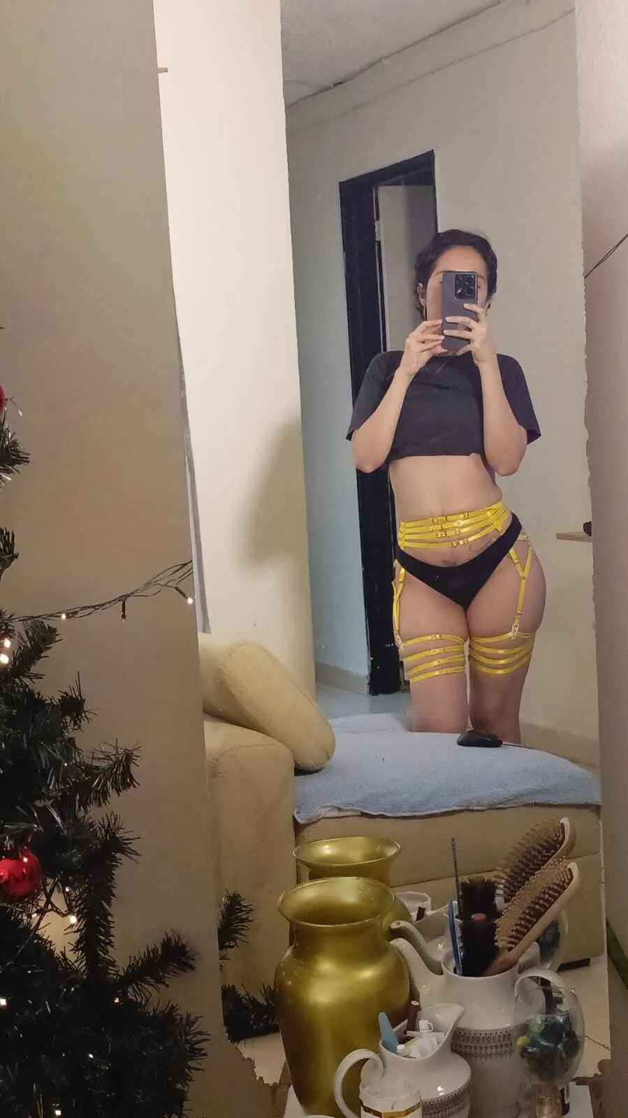 Live sex webcam photo for Cherrylb #8104732