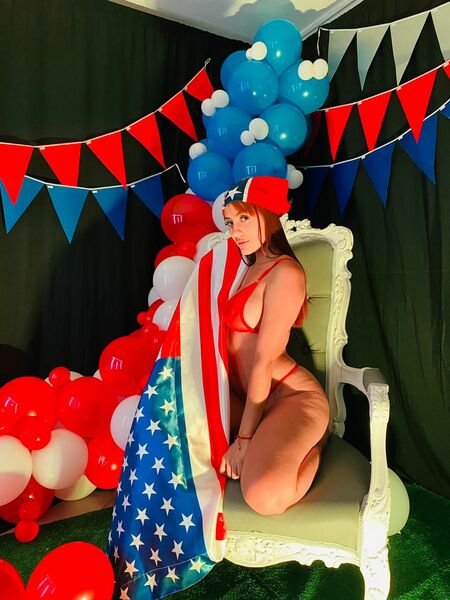 Live sex webcam photo for miacollinss22 #5401010