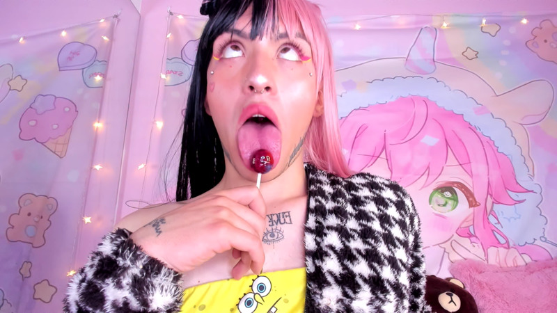 Live sex webcam photo for charlottebeluci #3438867