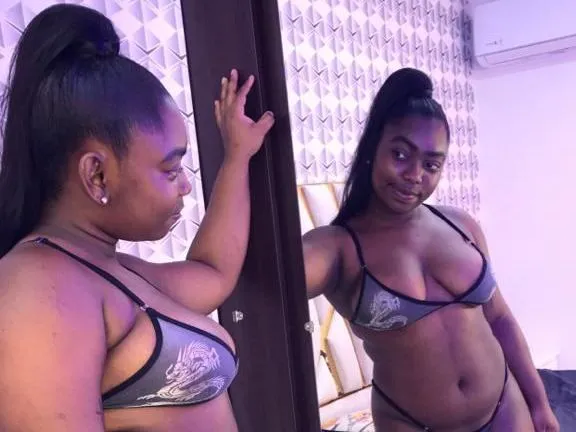 Live sex webcam photo for LexyRios #3428383