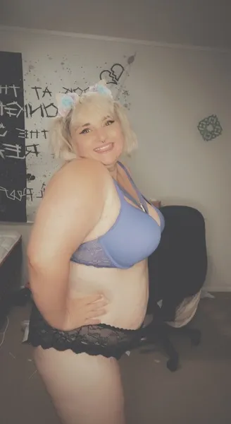 Live sex webcam photo for SkyBabyToes #4164796