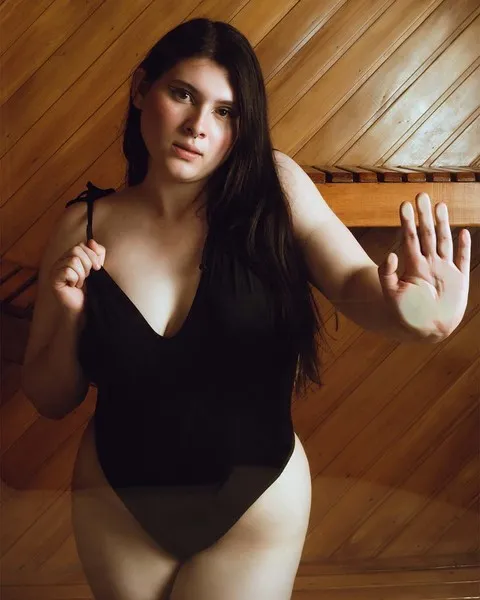 Live sex webcam photo for MeganSweed #3356990