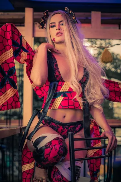 Live sex webcam photo for AlmaBel #3659478