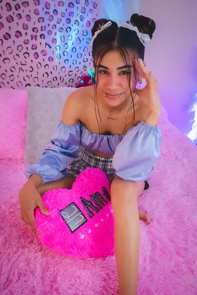 Live sex webcam photo for GreicyRendon #3456682