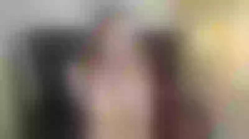 Live sex webcam photo for EmilyyJonees #3408016