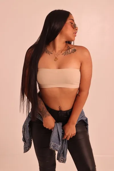 Live sex webcam photo for AntoniaDelaVega #3468432