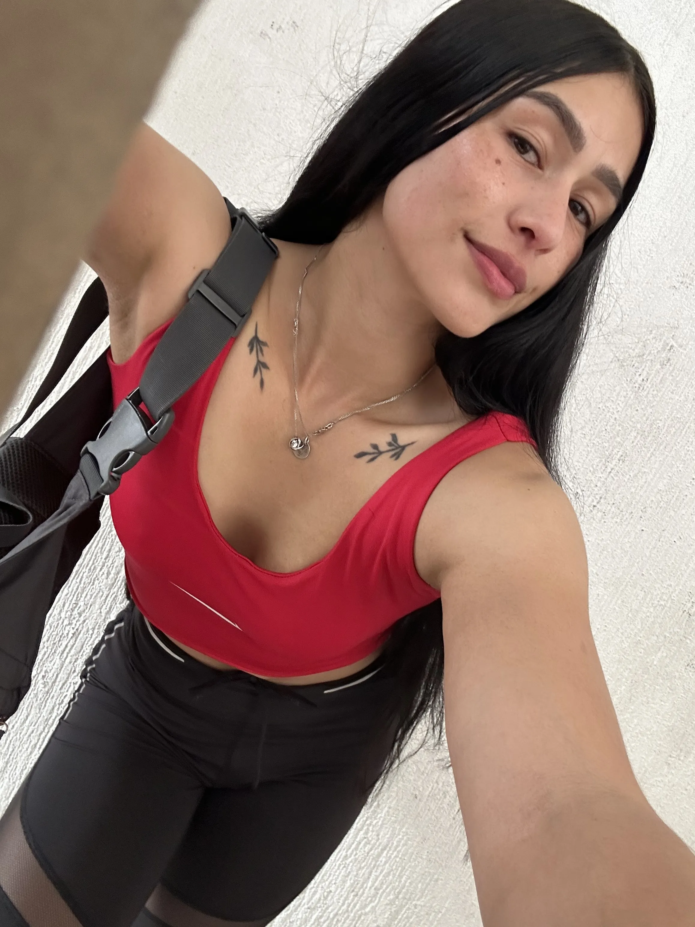 Live sex webcam photo for DulcemiaWalk #7418238