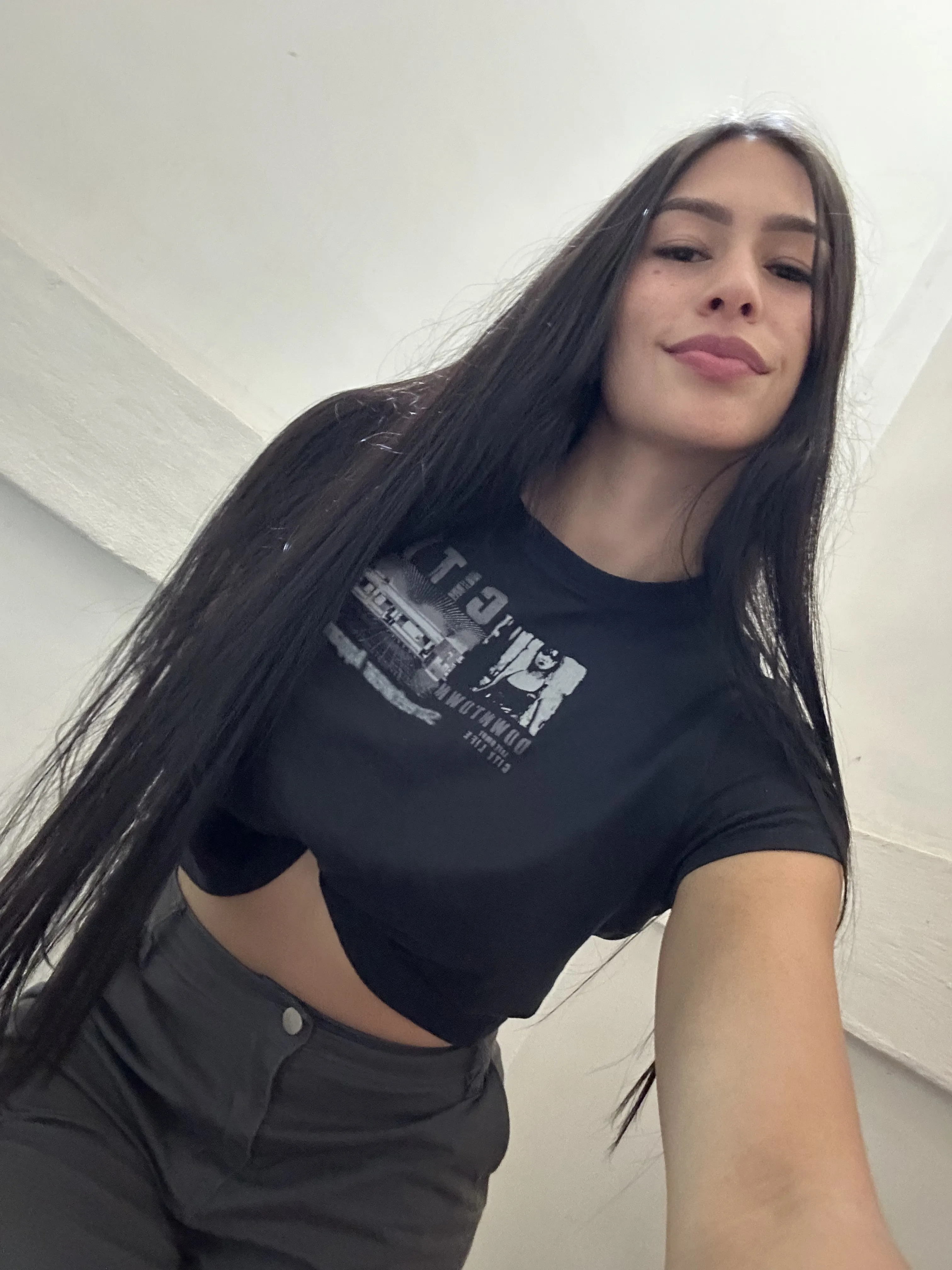 Live sex webcam photo for DulcemiaWalk #7418204